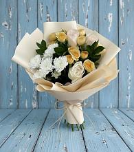 Букет цветов из:  Розы и Хризантемы в Красный