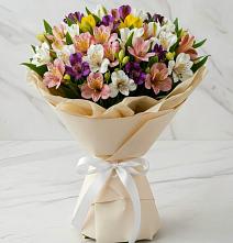 Букет цветов из:  Альстромерии #REPLACE_PRED# Красный