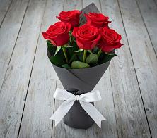 Букет 5 Красных роз Эдлесс Лав #REPLACE_PRED# Красный