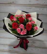 Букет цветов из:  Розы #REPLACE_PRED# Красный