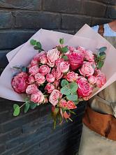 Букет розы в пальмах в Красный Букет цветов из: Розы в Красный