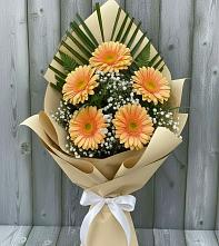 Букет цветов из:  Герберы в Красный